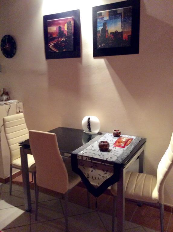 吉拉尼酒店 Vasilikí 客房 照片